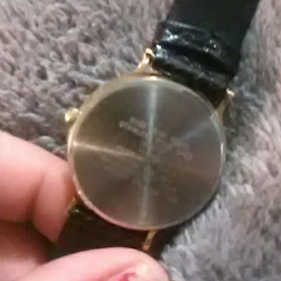 Armitron LooneyTunes watch - Picture 2 of 3